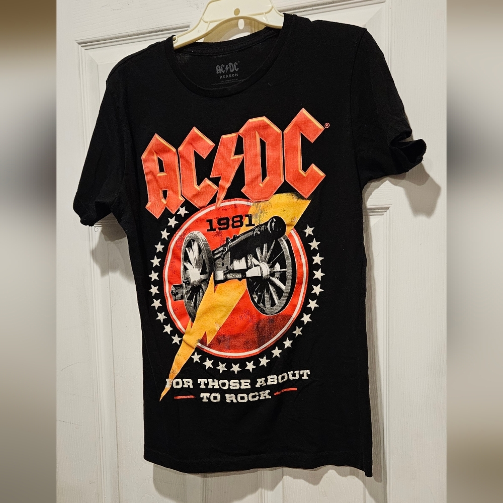 ACDC TSHIRT
